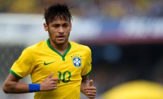 开云官方app入口-绿茵与球台的交响，日本队鏖战葡萄牙，张继科惊艳四座的跨界启示