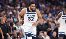 开云平台-尼克斯场上表现强劲态度端正赢得赞扬支持的简单介绍