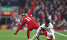 开云在线直播-阿斯顿维拉豪取三分！英格兰足球联赛最新赛果！的简单介绍