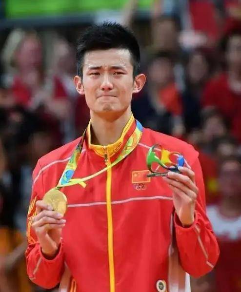 包含马来西亚羽毛球队爆冷印尼羽毛球队，谌龙爆发神勇的词条