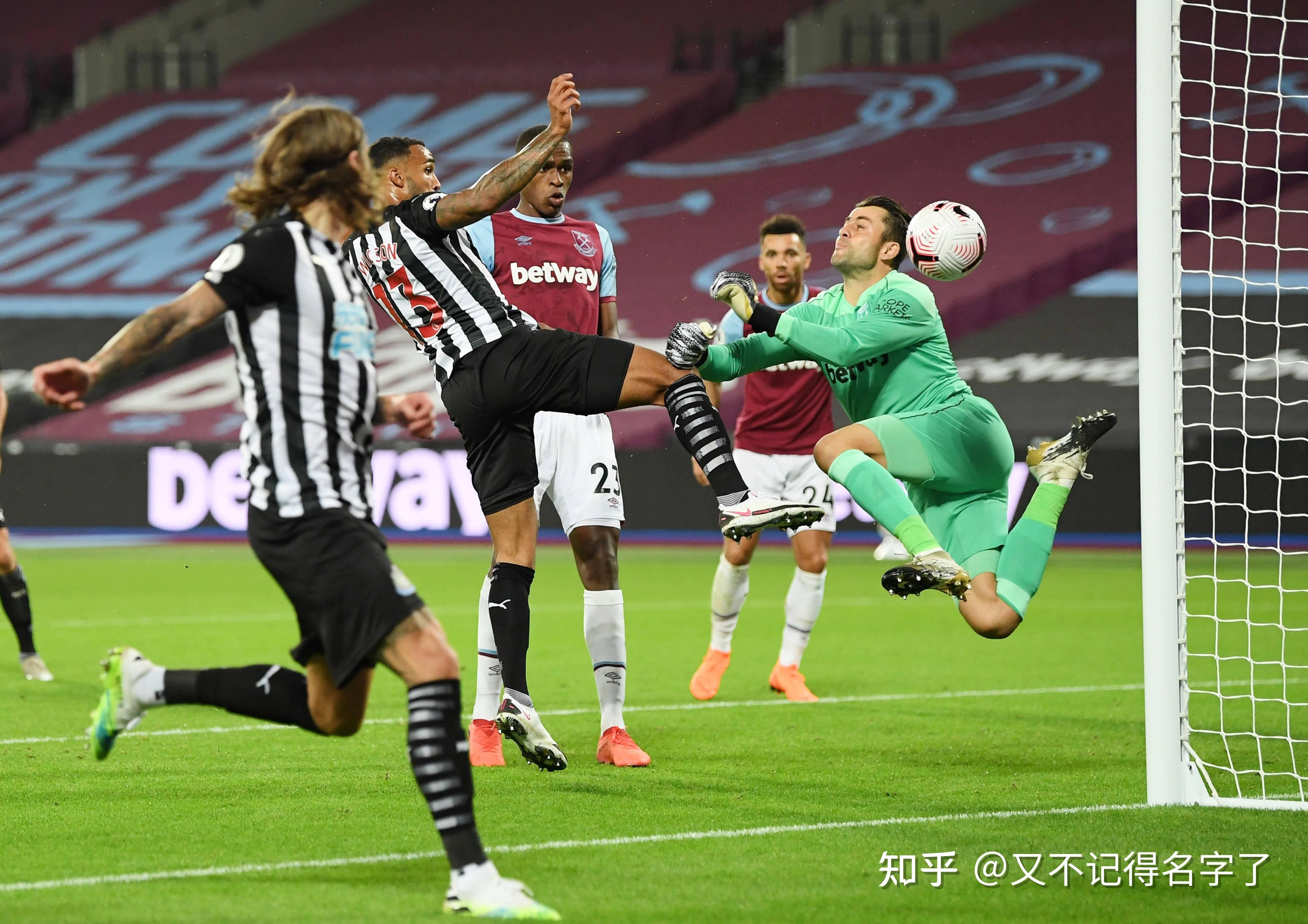 蒙特內哥羅与英格兰队的激烈对决 蒙特內哥羅与英格兰队的激烈对决