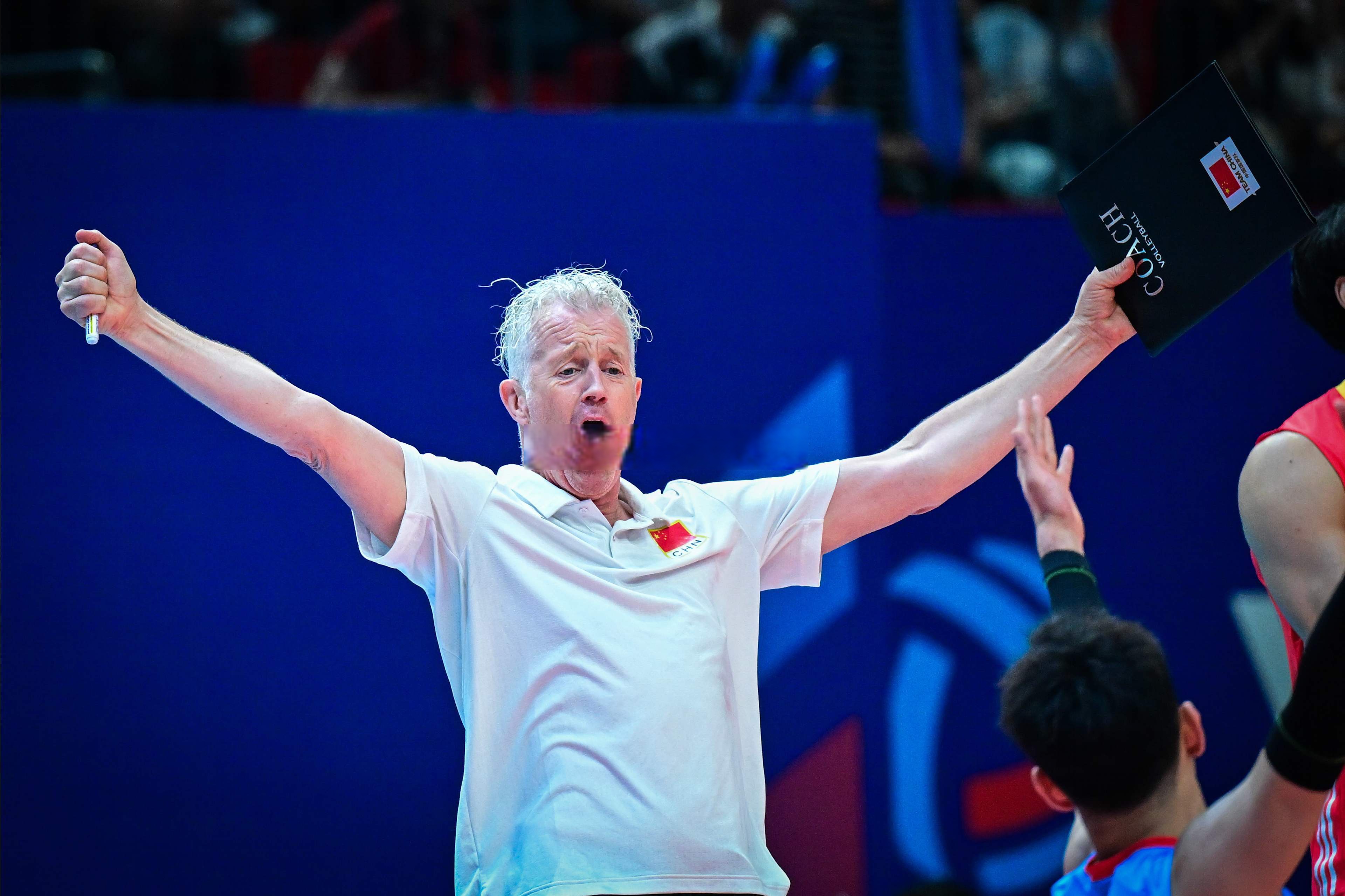 瑞典运动员化险为夷取得胜利