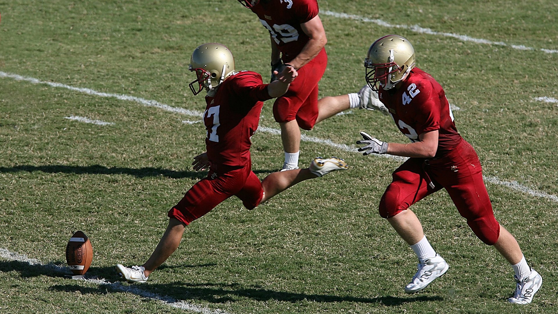 穆勒爆发引领厄瓜多尔火力全开，技术流压制掀翻摩洛哥黑马神话